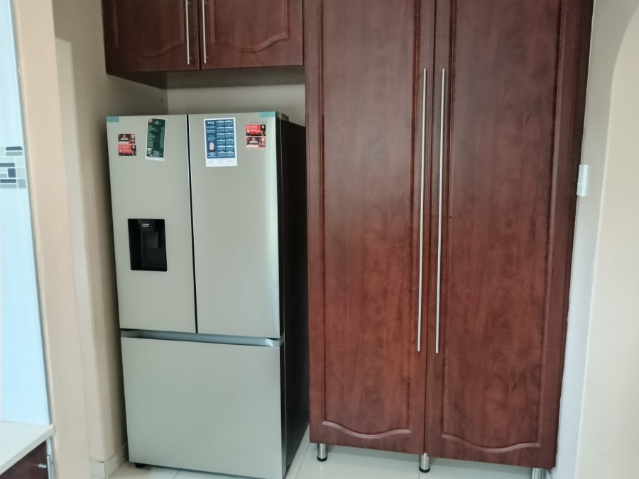 4 Bedroom Property for Sale in Beacon Bay North Eastern Cape
